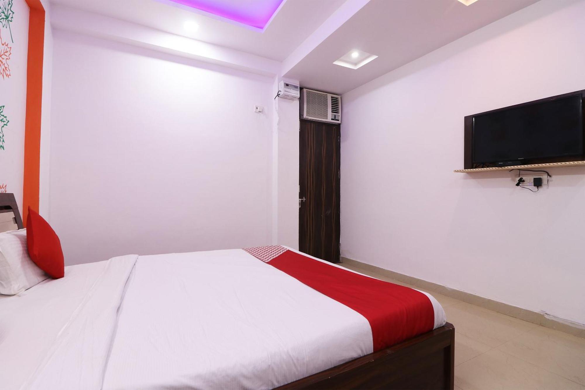 Hotel O Aaradhya Residency Нойда Екстер'єр фото
