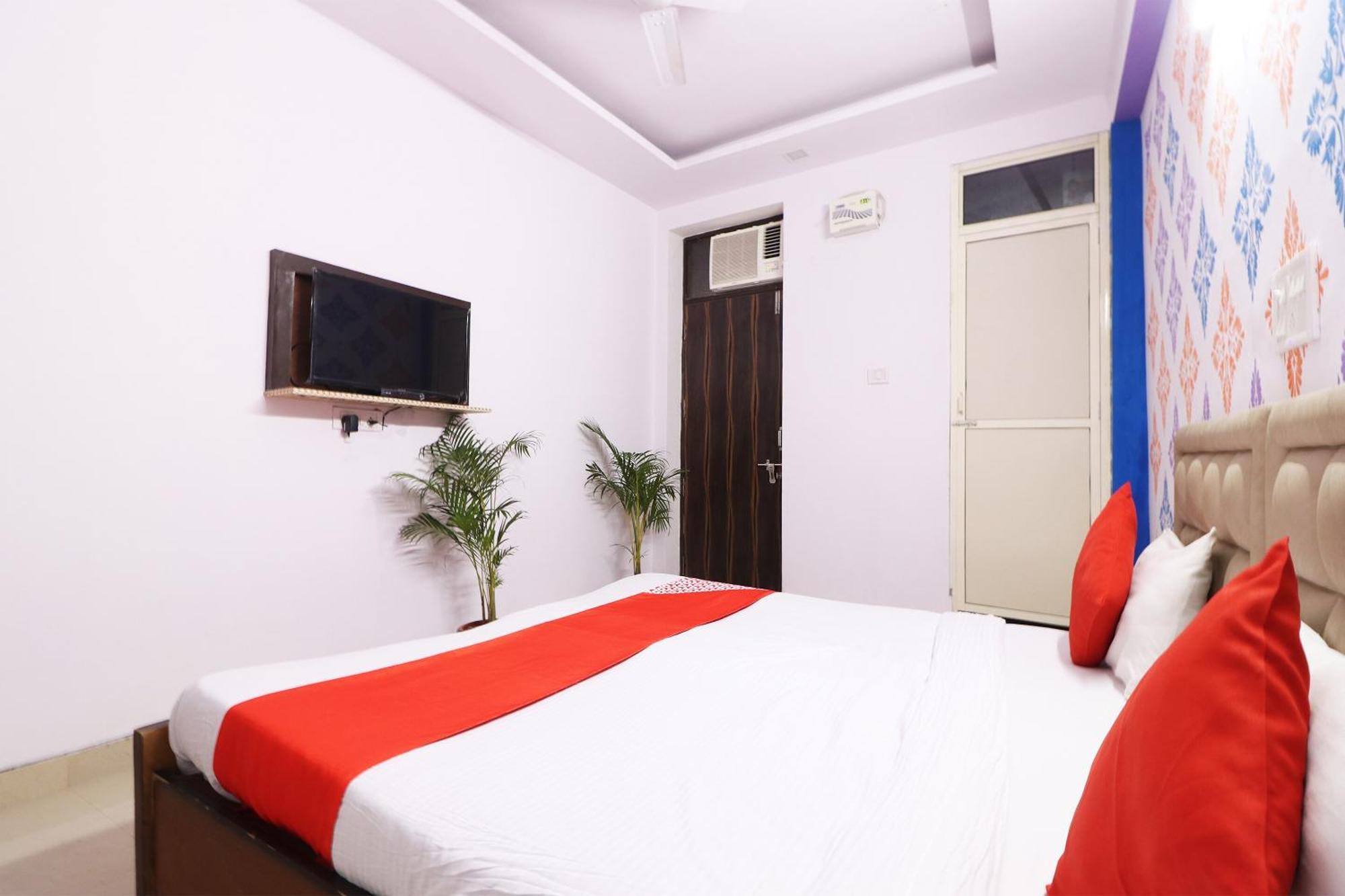 Hotel O Aaradhya Residency Нойда Екстер'єр фото